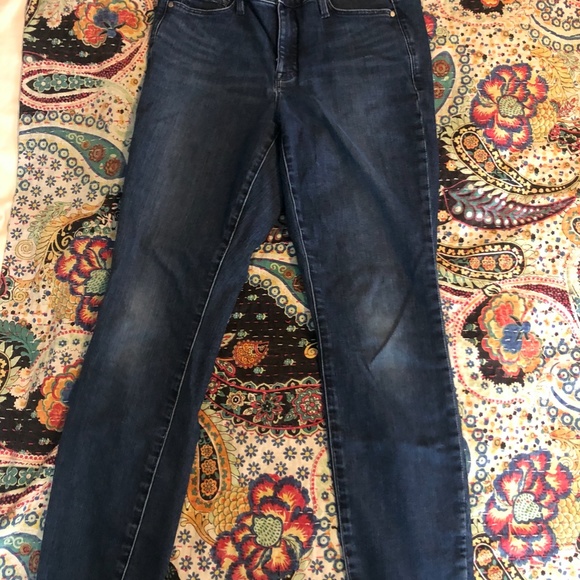 Athleta Sculptek Jeans, size 8 - Picture 2 of 5